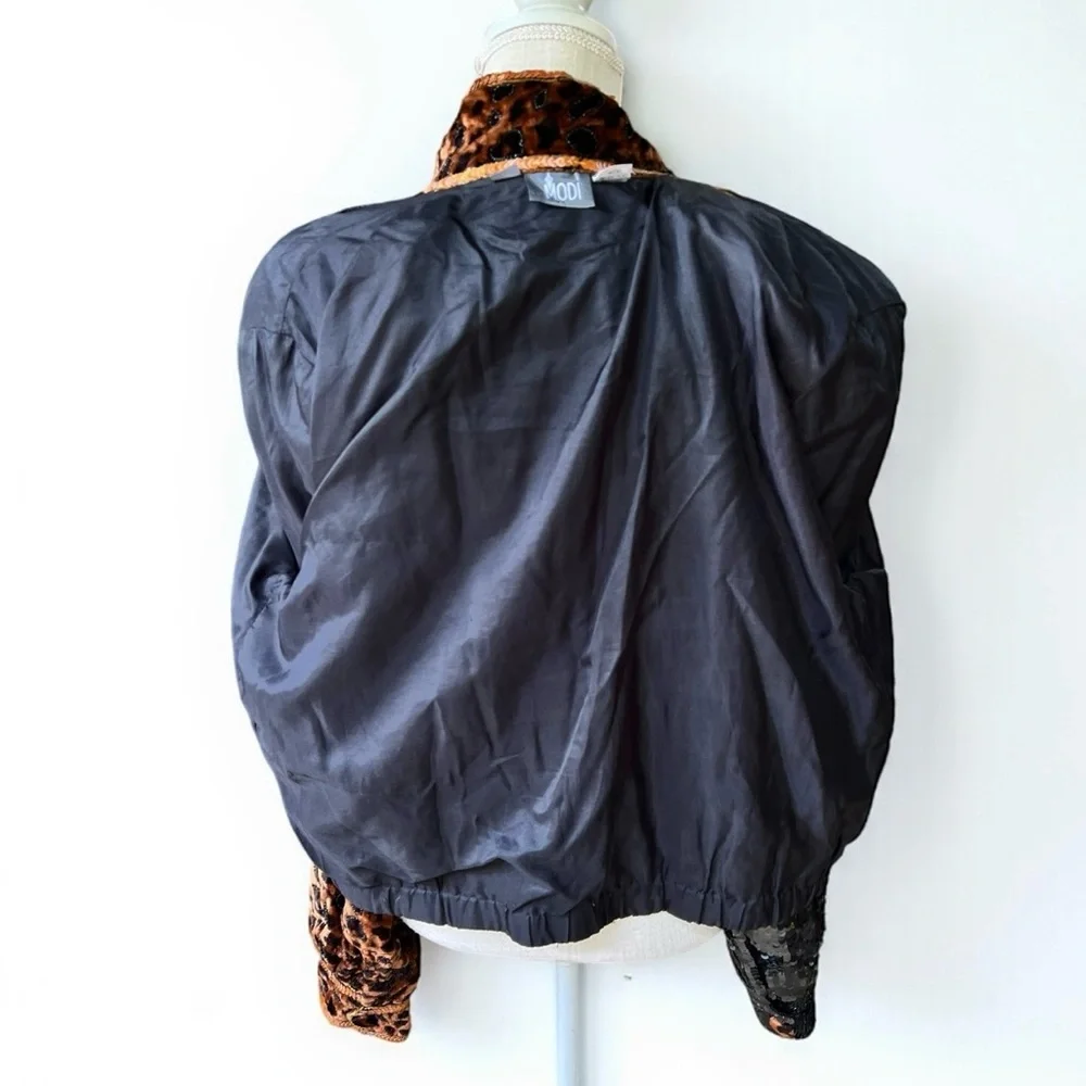 🌻Vintage MODI Exotic Leopard Jeweled Beaded Silk Jacket Circa 1980s Size Medium - Picture 11 of 12